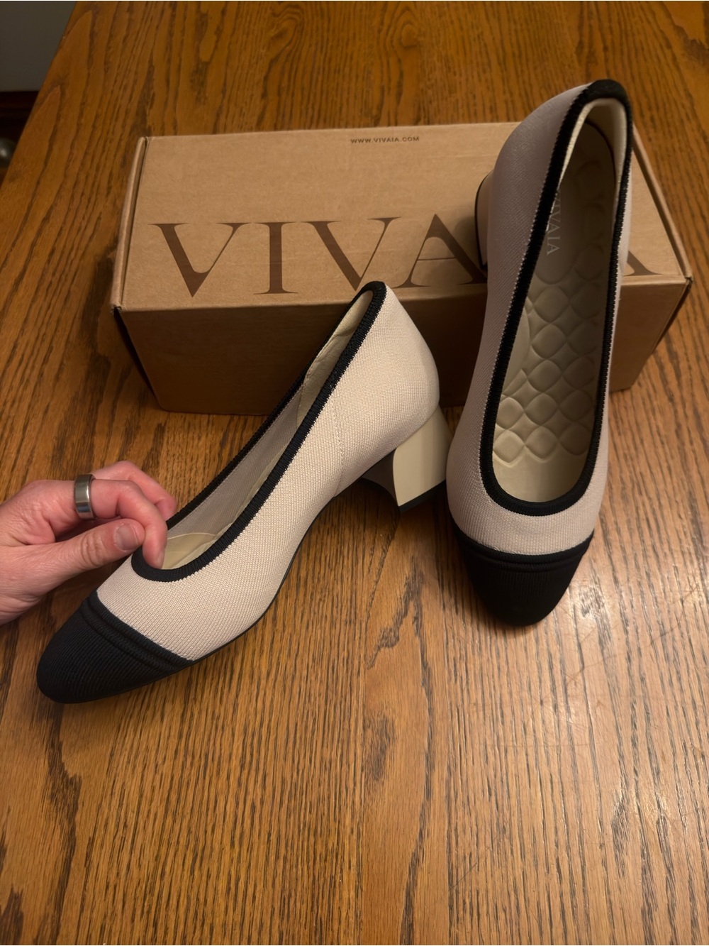 VIVAIA Almond-Toe Chunky Heels